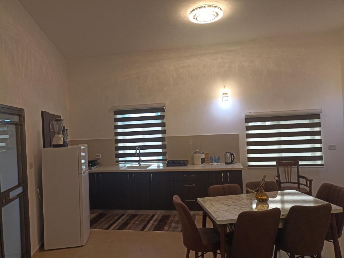 Allenby Guest House Хайфа Екстер'єр фото